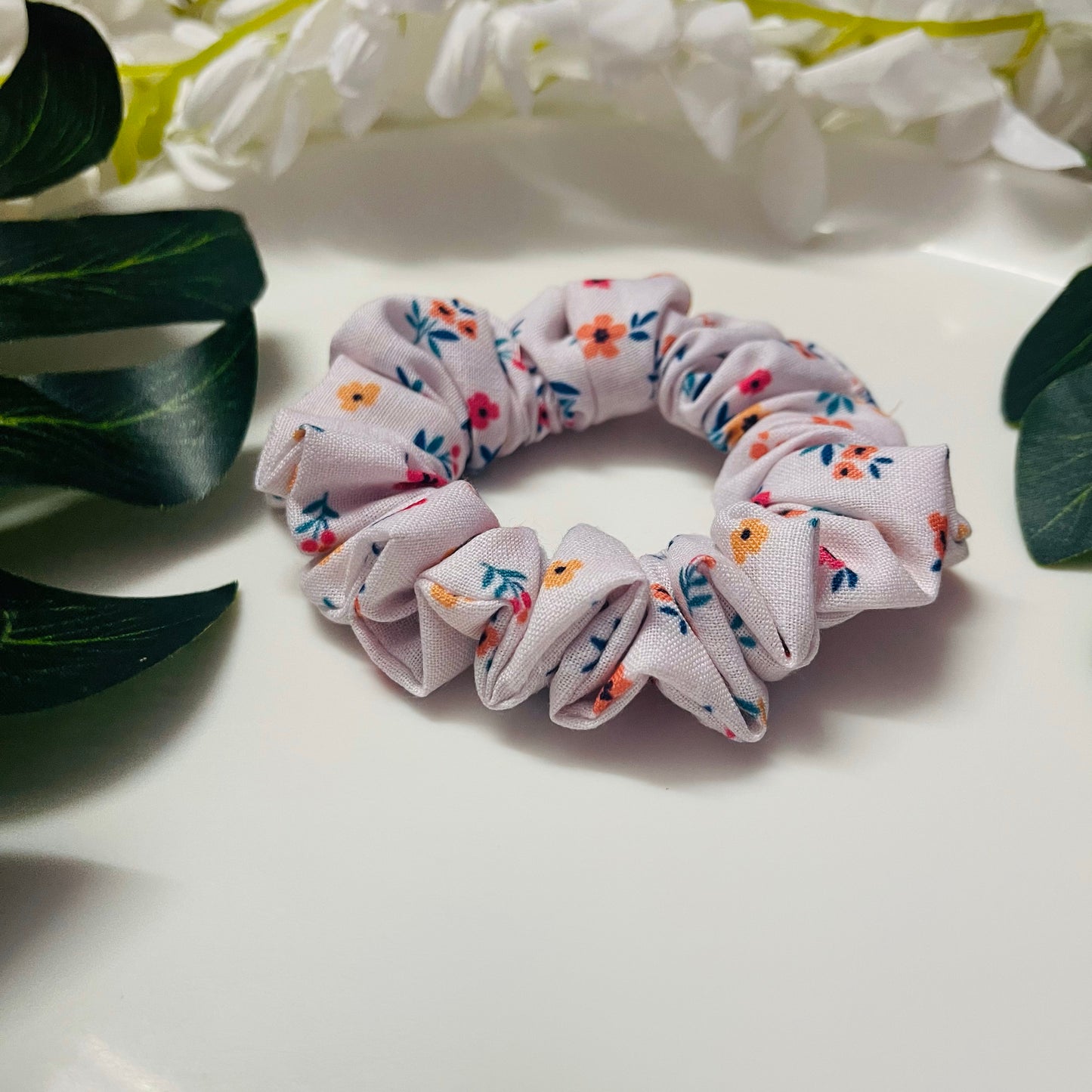 White Floral Printed Cotton Scrunchies