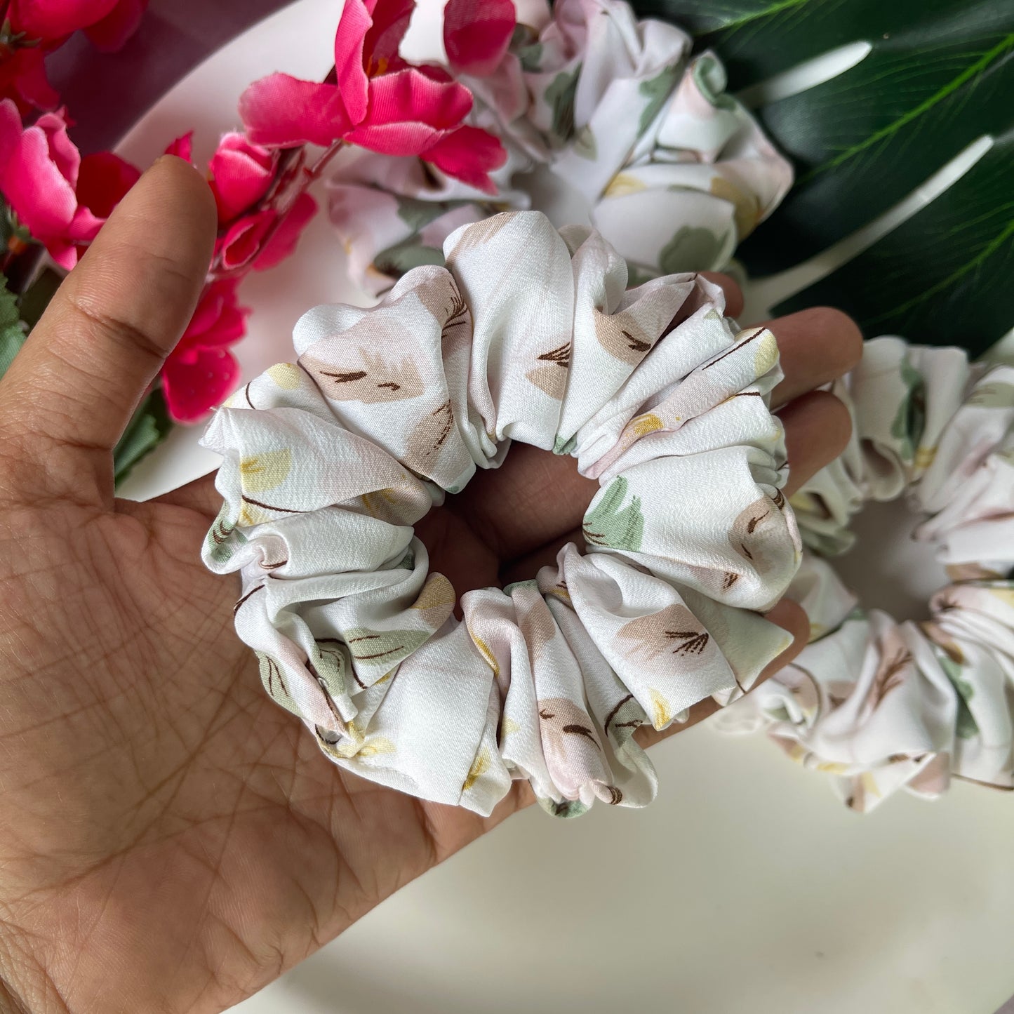 White floral Printed Scrunchies